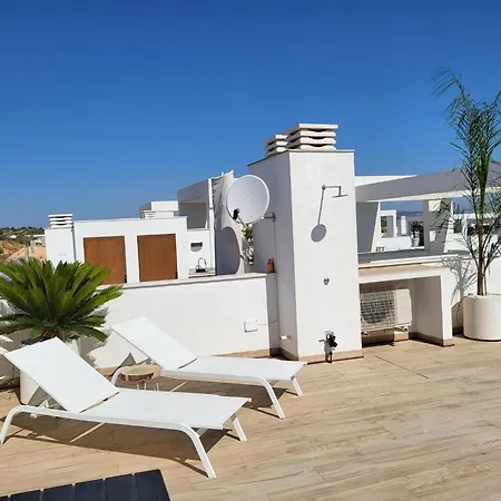 דירה Penthouse In By Interhome *
